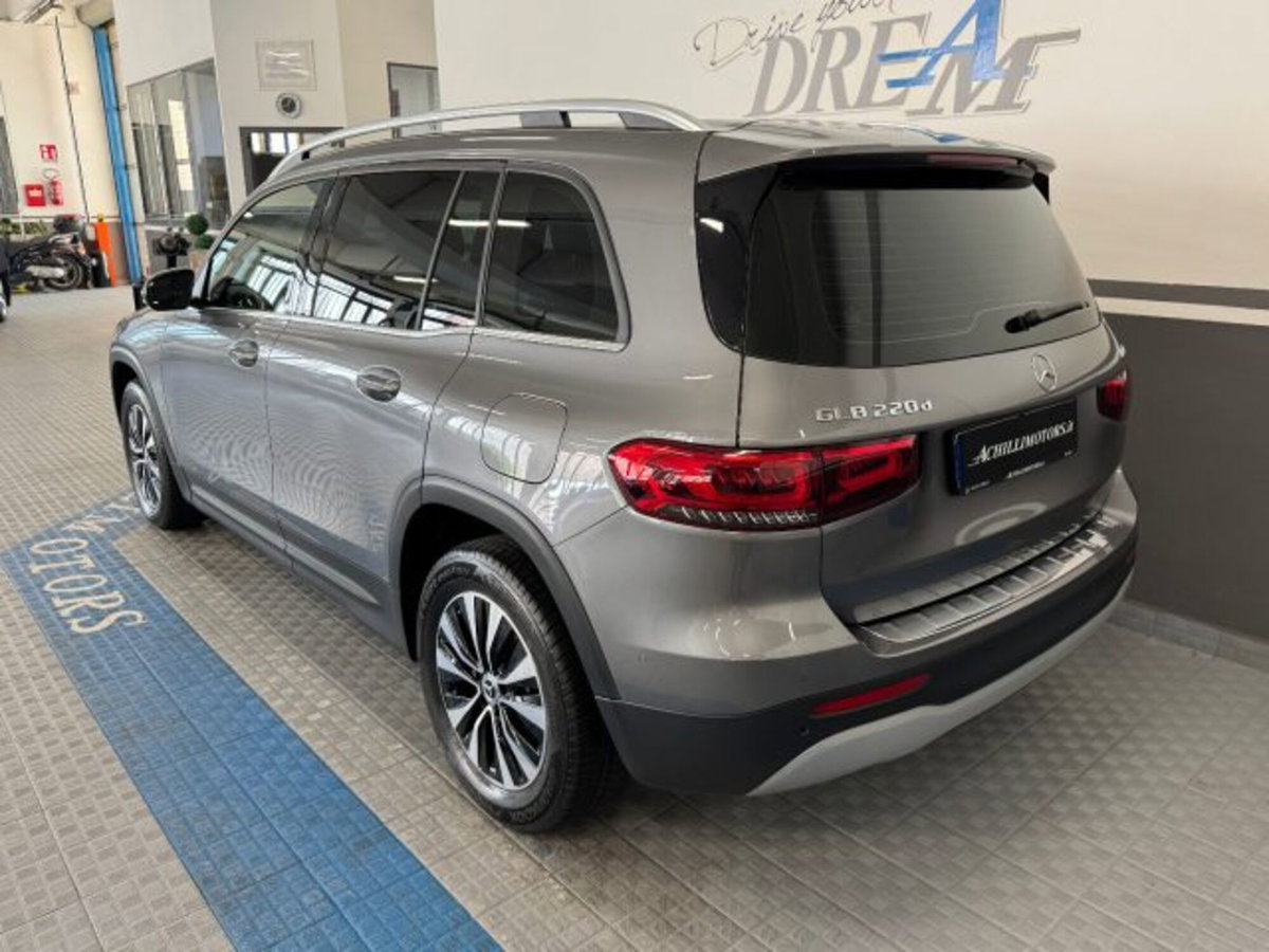 Mercedes-Benz GLB 220 d Automatic 4Matic Sport (11)