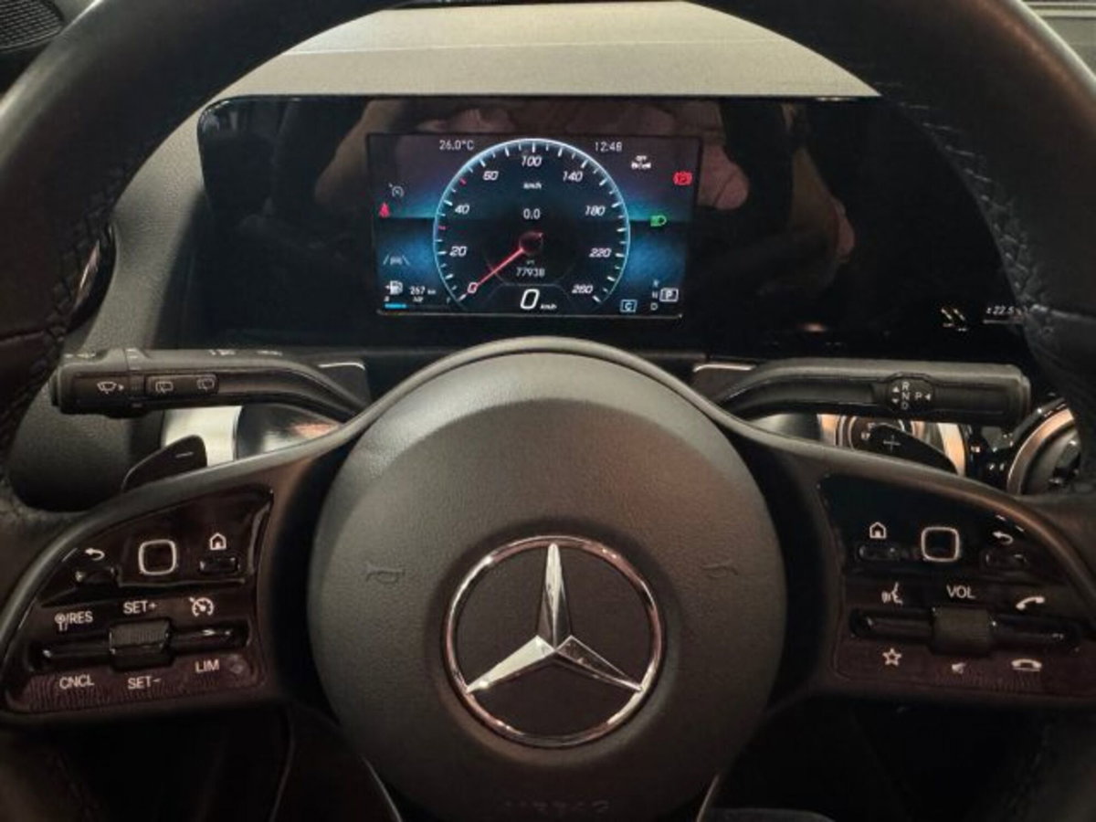 Mercedes-Benz GLB 220 d Automatic 4Matic Sport (19)