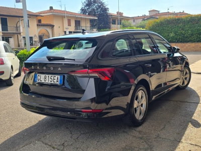 Skoda Octavia Station Wagon 2.0 TDI EVO SCR 150 CV DSG 4x4 Wagon Executive (10)
