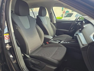 Skoda Octavia Station Wagon 2.0 TDI EVO SCR 150 CV DSG 4x4 Wagon Executive (12)