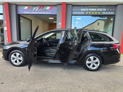 Skoda Octavia Station Wagon 2.0 TDI EVO SCR 150 CV DSG 4x4 Wagon Executive (18)