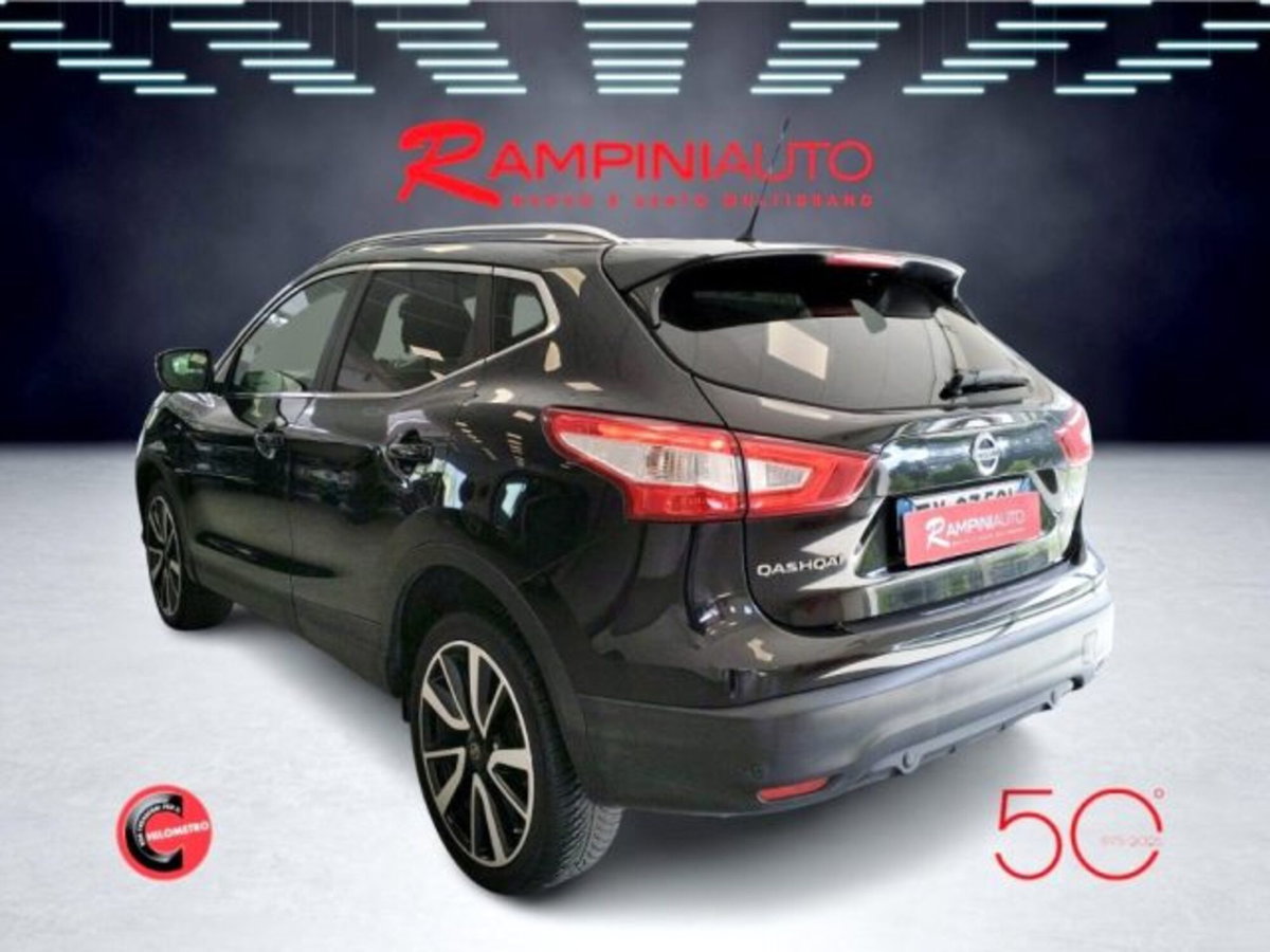 Nissan Qashqai 1.6 dCi 4WD Tekna (9)