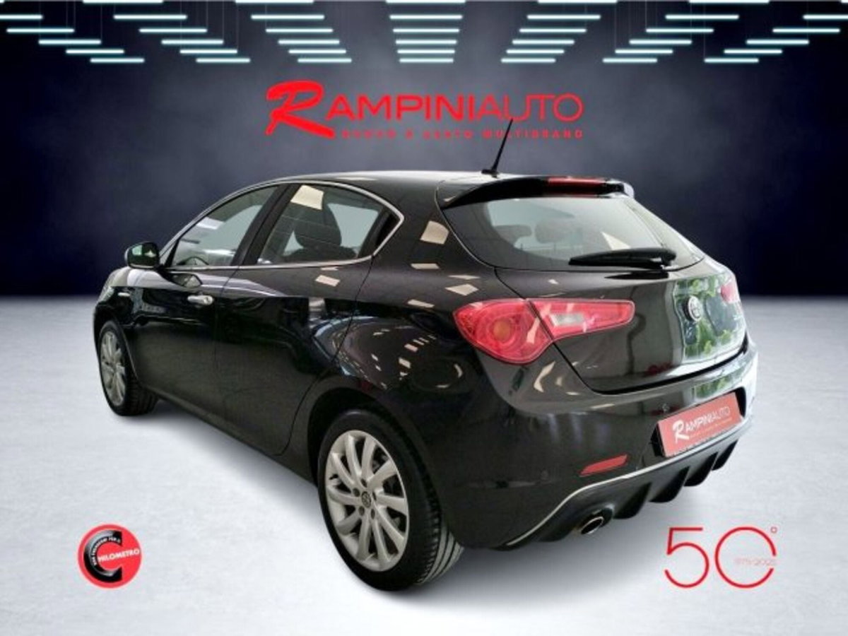 Alfa Romeo Giulietta 1.6 JTDm Super 120cv (11)