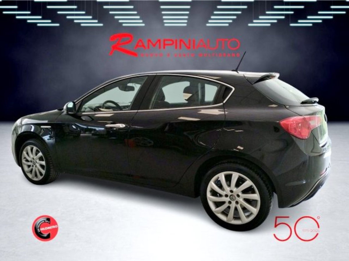 Alfa Romeo Giulietta 1.6 JTDm Super 120cv (12)