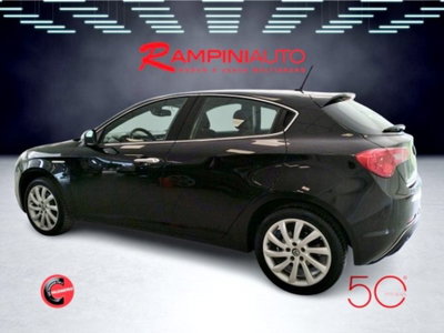 Alfa Romeo Giulietta 1.6 JTDm Super 120cv (12)