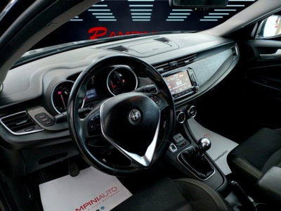 Alfa Romeo Giulietta 1.6 JTDm Super 120cv (15)