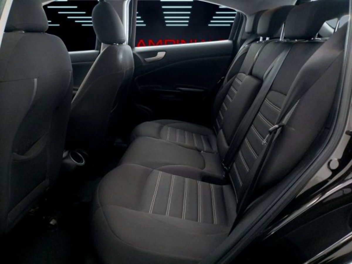 Alfa Romeo Giulietta 1.6 JTDm Super 120cv (17)