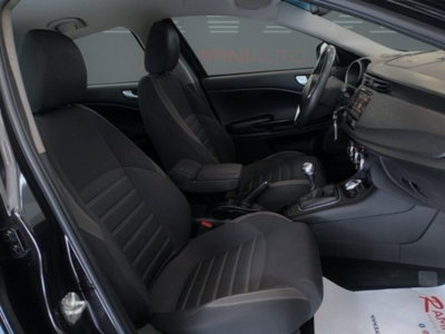Alfa Romeo Giulietta 1.6 JTDm Super 120cv (19)