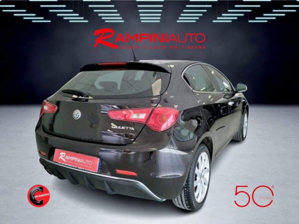 Alfa Romeo Giulietta 1.6 JTDm Super 120cv (9)