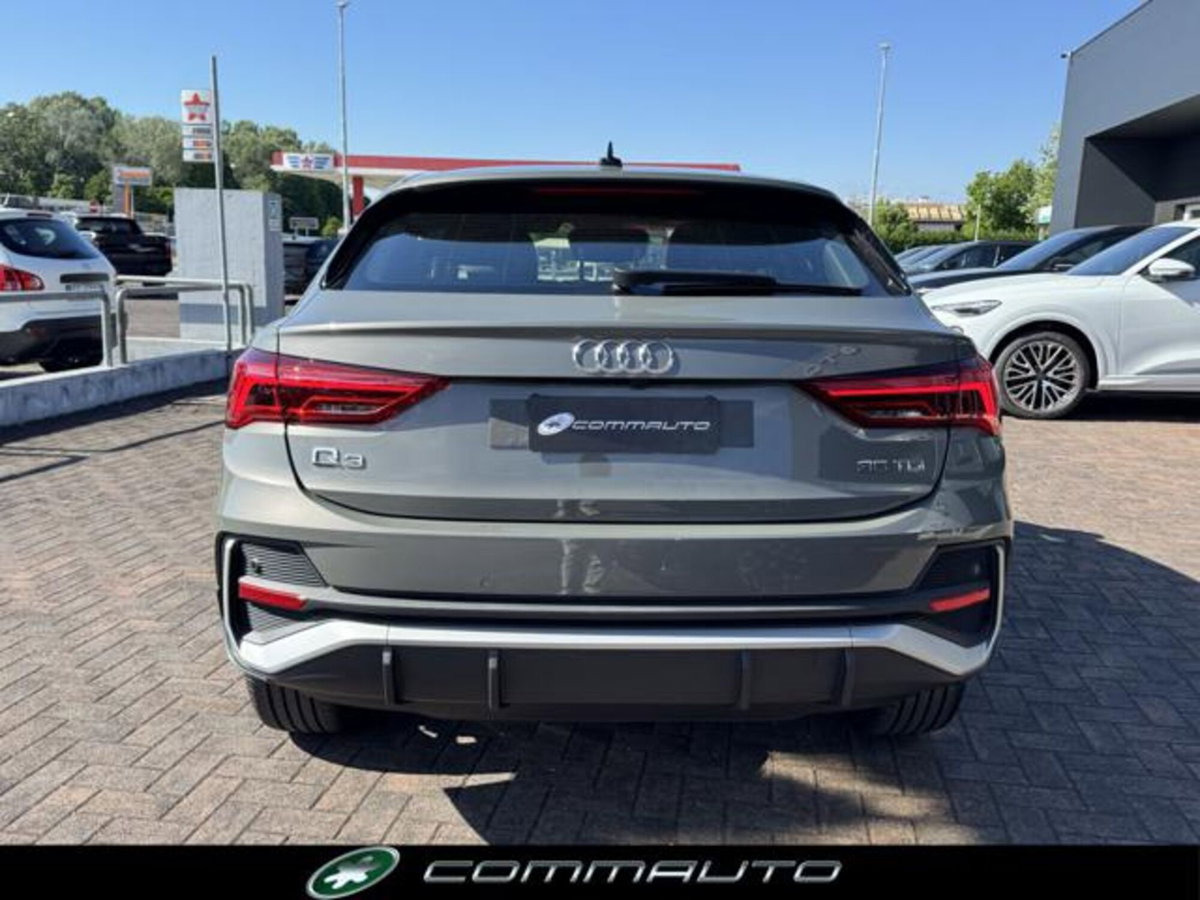Audi Q3 Sportback 35 TDI quattro S tronic S line edition (5)