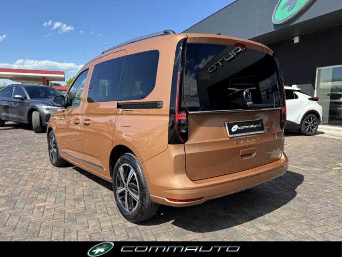 Volkswagen Caddy 2.0 TDI 122 CV Style Maxi (6)