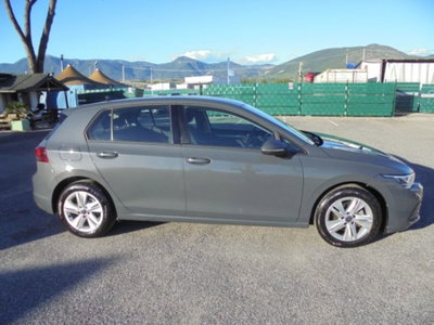 Volkswagen Golf Variant 1.0 eTSI EVO DSG Life (19)