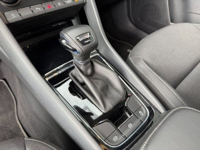 Skoda Karoq 2.0 tdi Selection 4x4 150cv dsg (19)