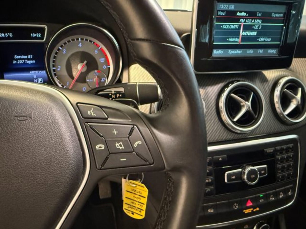 Mercedes-Benz GLA SUV 200 CDI Automatic 4Matic Executive (11)
