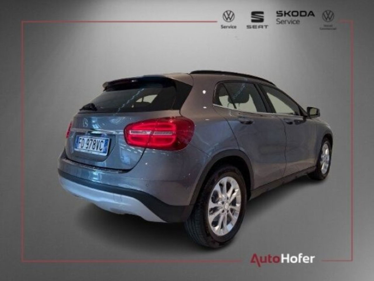 Mercedes-Benz GLA SUV 200 CDI Automatic 4Matic Executive (3)