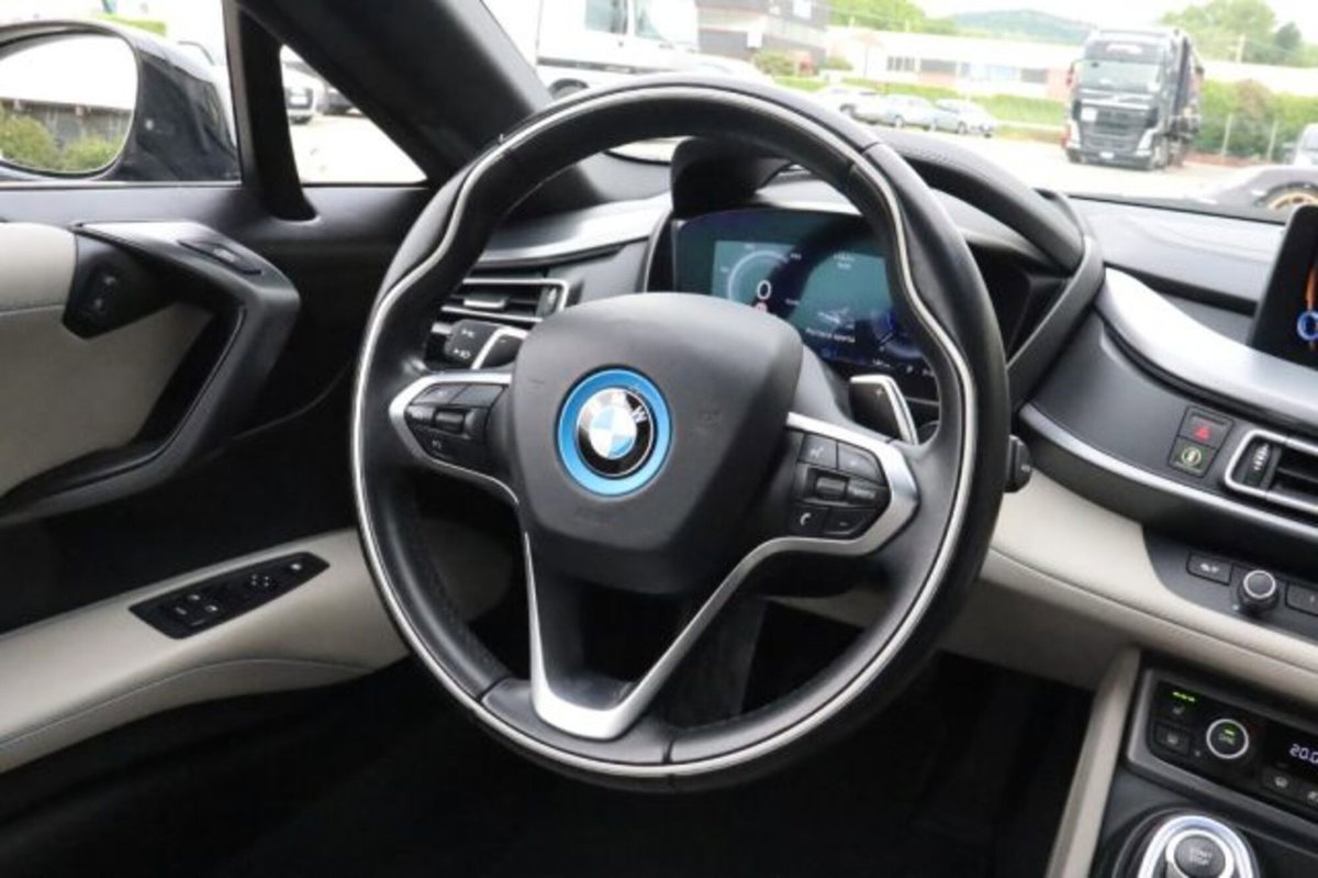 BMW i8 Coupé i8 (13)