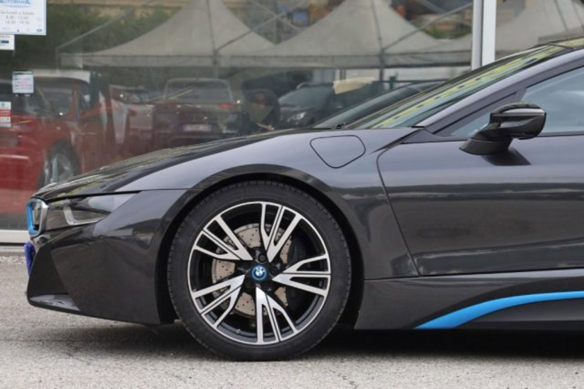 BMW i8 Coupé i8 (4)