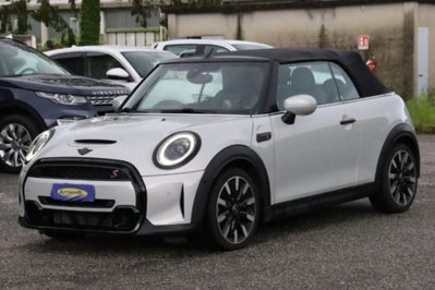 MINI Mini Cabrio 2.0 Cooper S Essential Cabrio (6)