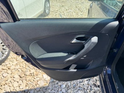 Volkswagen Polo 1.6 TDI DPF 5 porte Comfortline (11)