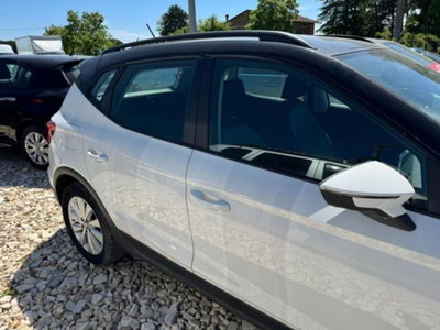 SEAT Arona 1.0 TGI Style (4)