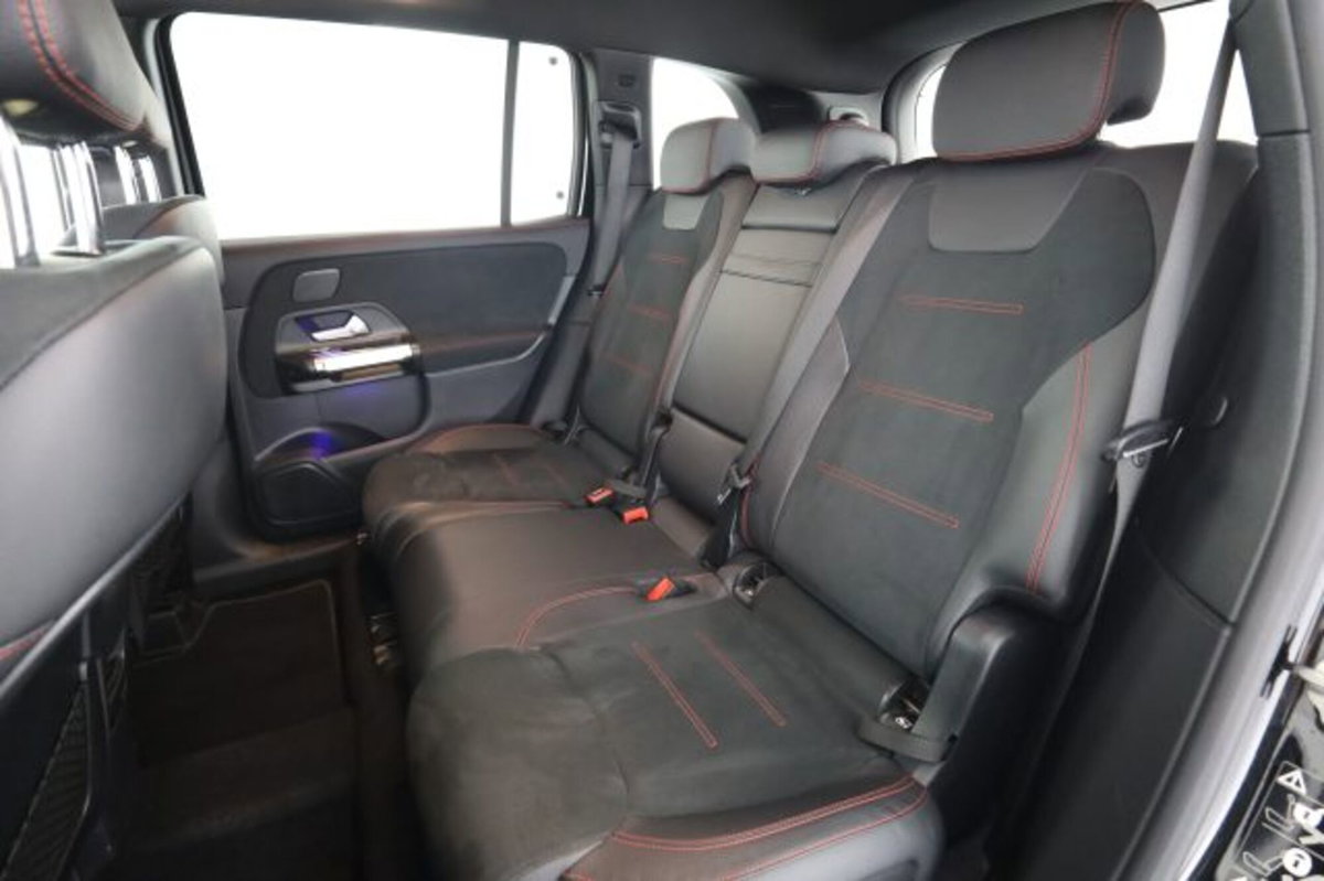 Mercedes-Benz CLA Shooting Brake 200 d Automatic 4Matic Shooting Brake Premium (3)
