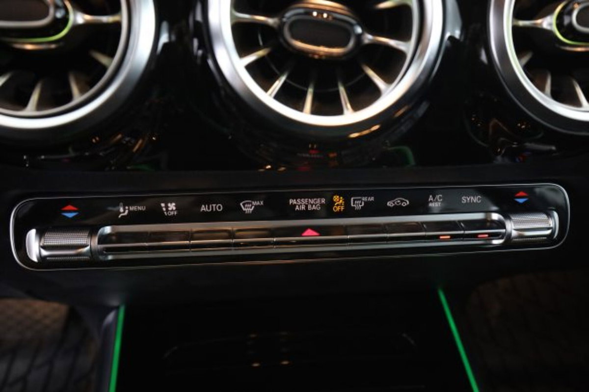 Mercedes-Benz CLA Shooting Brake 200 d Automatic 4Matic Shooting Brake Sport (13)