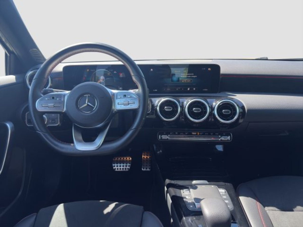 Mercedes-Benz Classe A 180 d Automatic Premium (11)