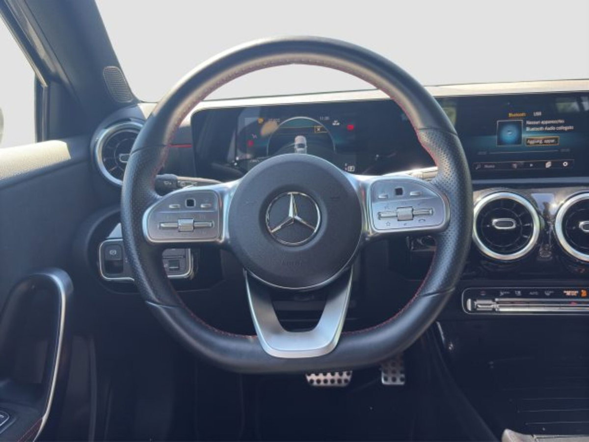 Mercedes-Benz Classe A 180 d Automatic Premium (12)