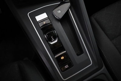Volkswagen Golf Variant 1.0 eTSI EVO DSG Life (12)