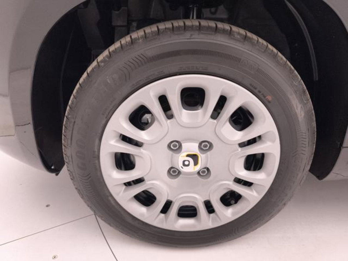 Fiat Panda 1.0 firefly hybrid s&s 70cv 5p.ti (9)