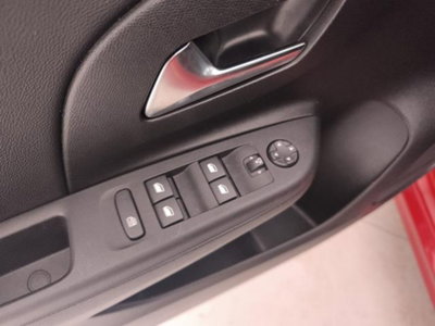 Opel Corsa 1.2 hybrid GS 110cv dct6 (19)
