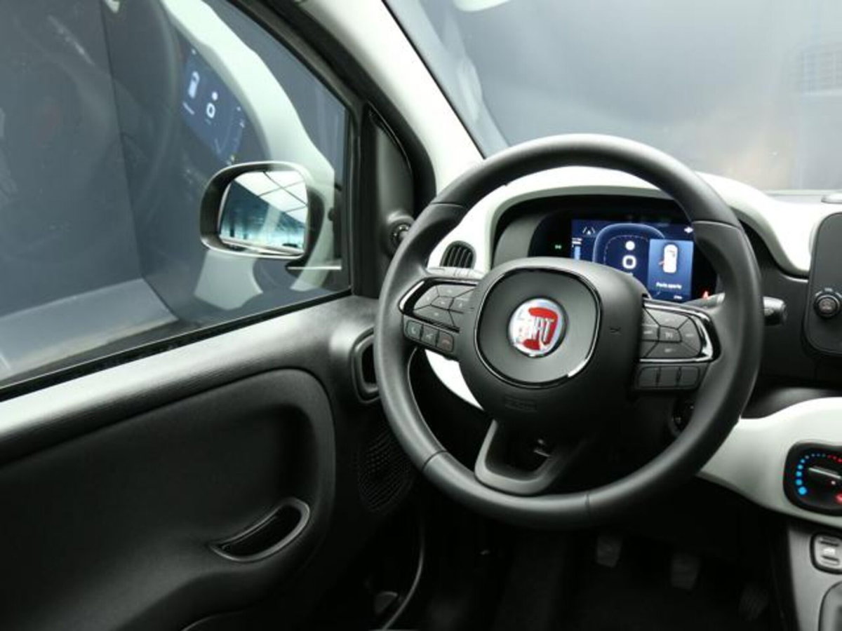 Fiat Pandina 1.0 firefly hybrid s&s 65cv (12)