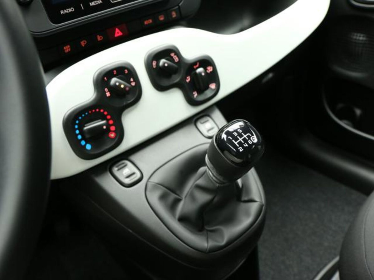 Fiat Pandina 1.0 firefly hybrid s&s 65cv (13)