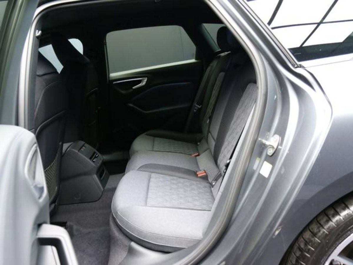Audi A5 Avant 2.0 tdi mhev+ S line edition 204cv s-tronic (8)