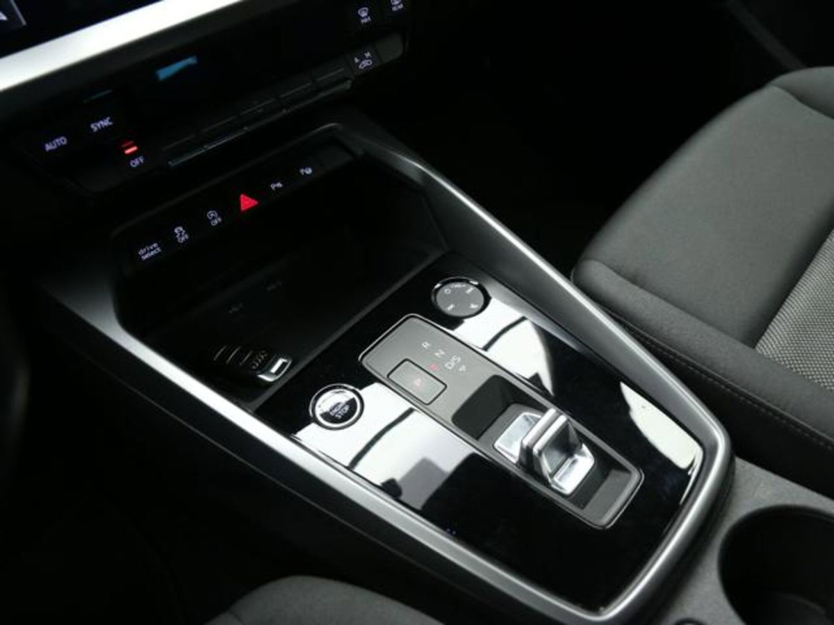 Audi A3 Sportback 30 TDI S tronic S line edition (12)