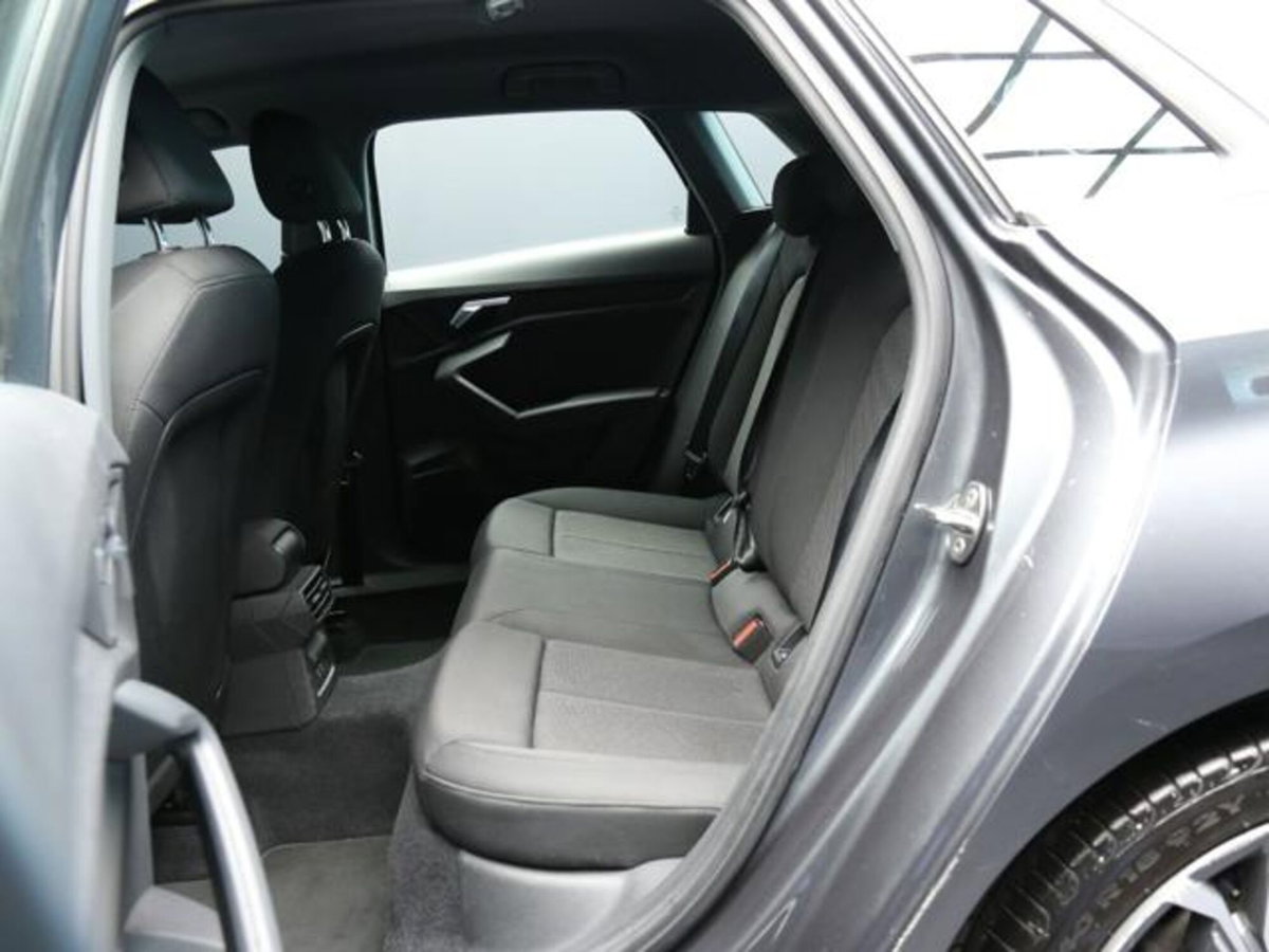 Audi A3 Sportback 30 TDI S tronic S line edition (8)
