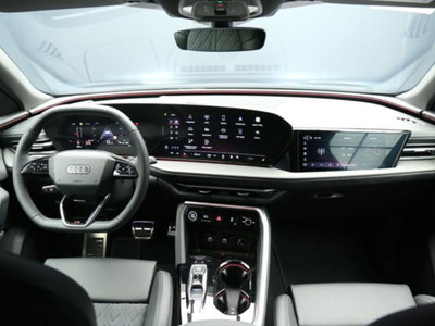 Audi Q5 Sportback 2.0 tdi mhev+ Launch Edition S line quattro 204cv s-tronic (12)