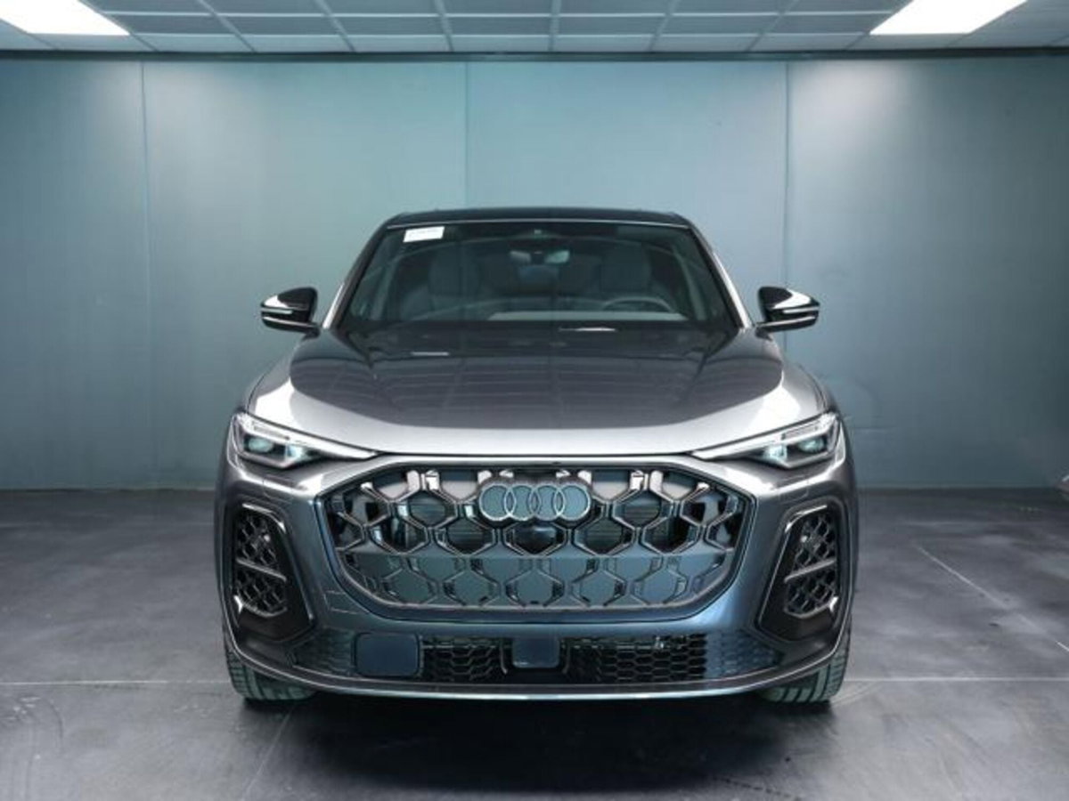 Audi Q5 Sportback 2.0 tdi mhev+ Launch Edition S line quattro 204cv s-tronic (2)