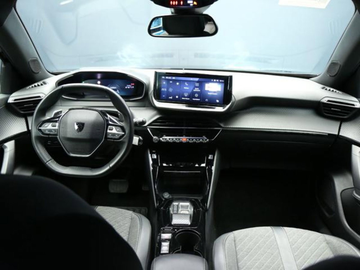 Peugeot 2008 PureTech 130 S&S EAT8 Allure Pack (13)
