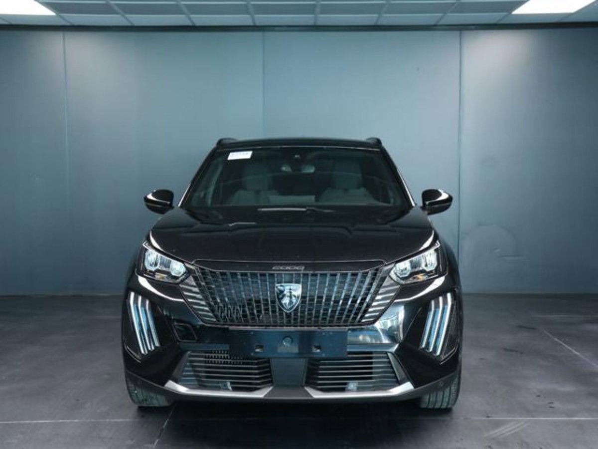Peugeot 2008 PureTech 130 S&S EAT8 Allure Pack (2)