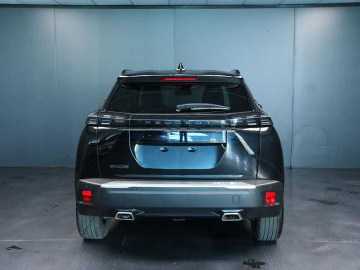 Peugeot 2008 PureTech 130 S&S EAT8 Allure Pack (4)