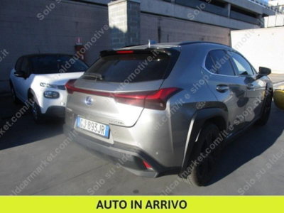 Lexus UX Hybrid 4WD Midnight (3)