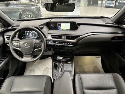 Lexus UX Hybrid 4WD Midnight (9)