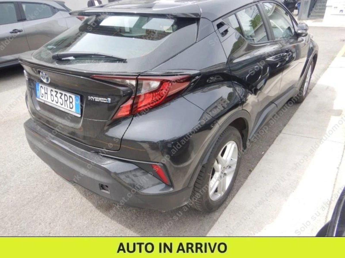 Toyota Toyota C-HR 1.8 hev Trend fwd e-cvt (3)