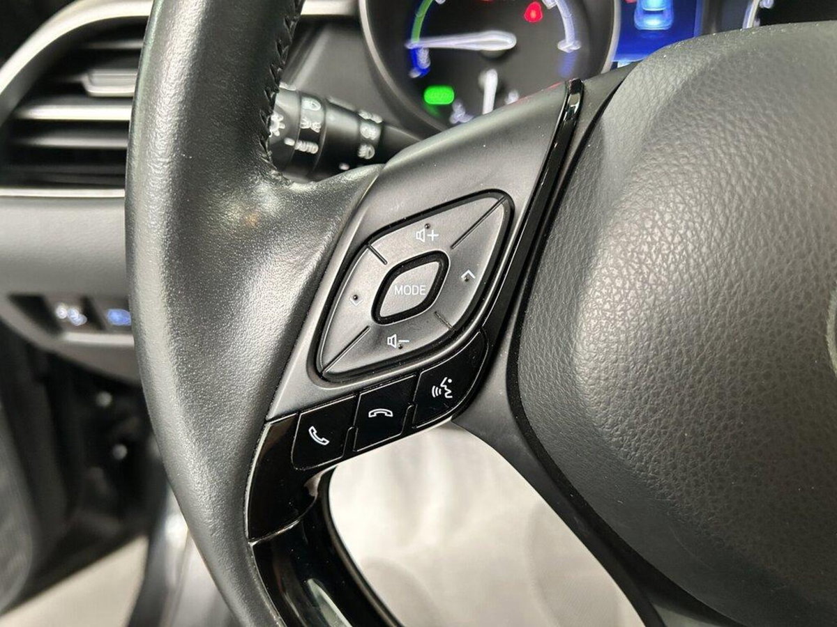 Toyota Toyota C-HR 1.8 Hybrid E-CVT Trend (13)