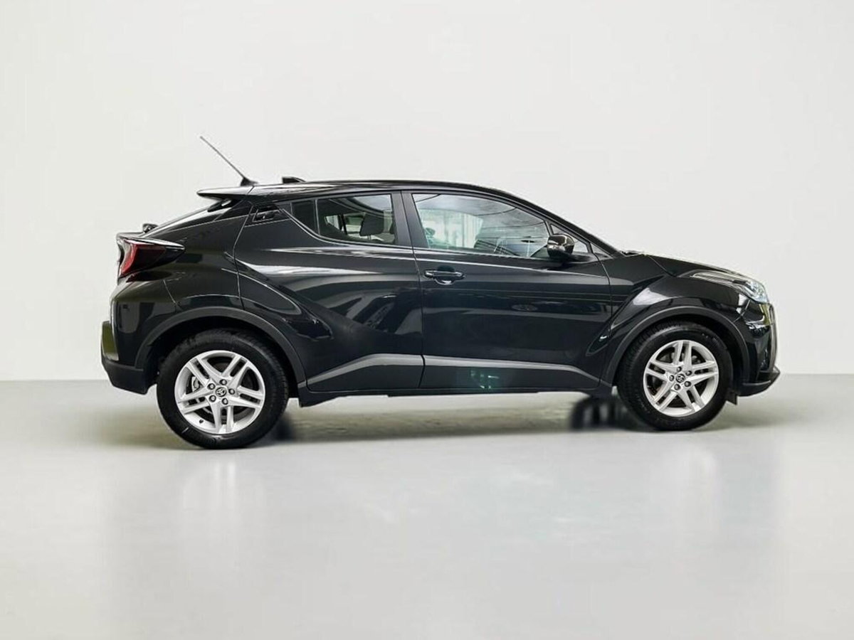 Toyota Toyota C-HR 1.8 Hybrid E-CVT Trend (5)