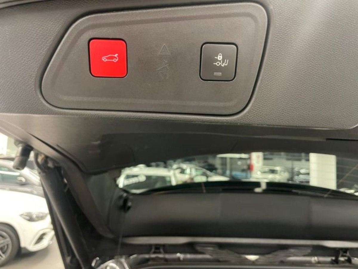 Peugeot 3008 BlueHDi 130 S&S EAT8 Allure Pack (5)