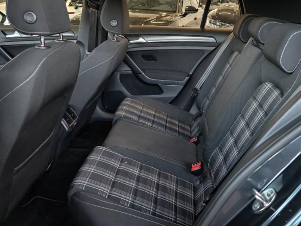 Volkswagen Golf GTD 2.0 TDI DSG 5p. BlueMotion Technology