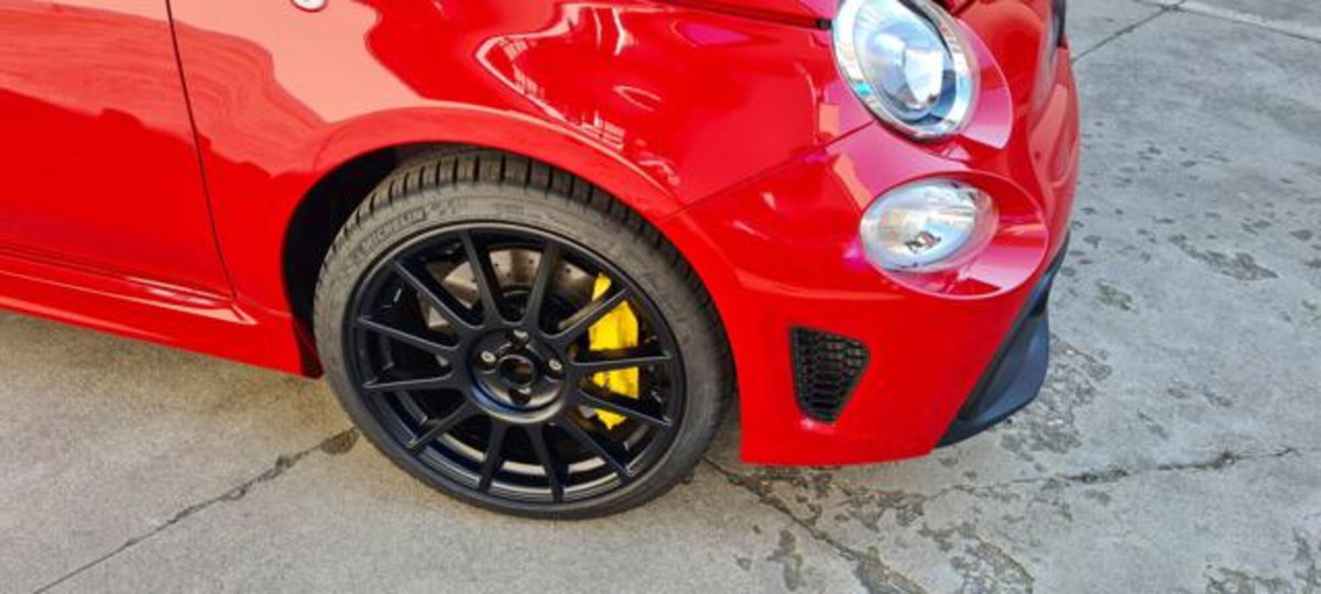 Abarth 695 695 1.4 Turbo T-Jet 180 CV Tributo 131 Rally (5)