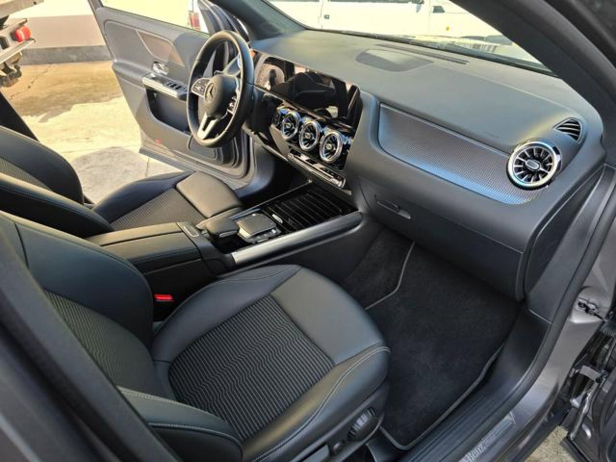 Mercedes-Benz GLA SUV 200 d Automatic Sport Plus (12)
